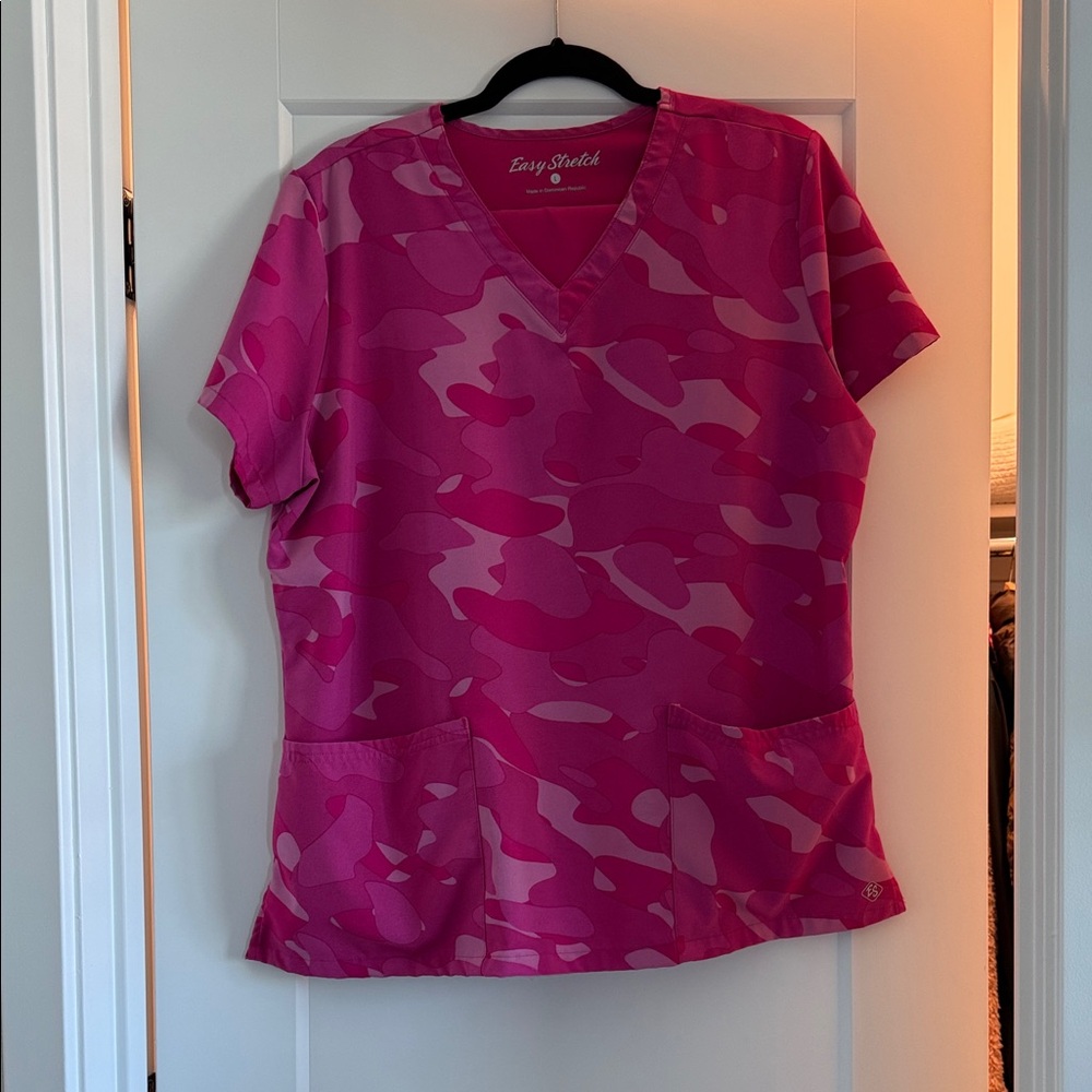 Easy Stretch Women's Pink Camo V-Neck Blouse
